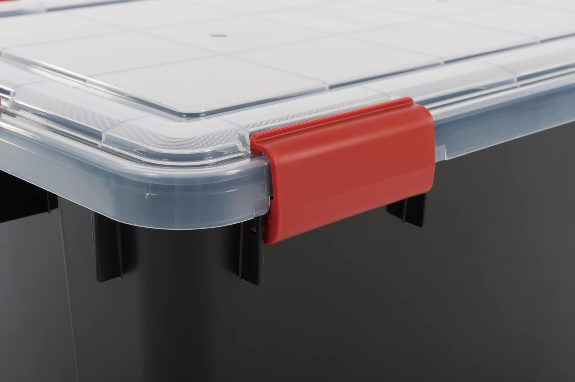 Iris Ohyama, Storage Boxes, Storage Box Multifonction, Set Of 3 Plastic Boxes 70 L, Lid, Ergonomic Handle, Loft, Bedroom - Ddat-